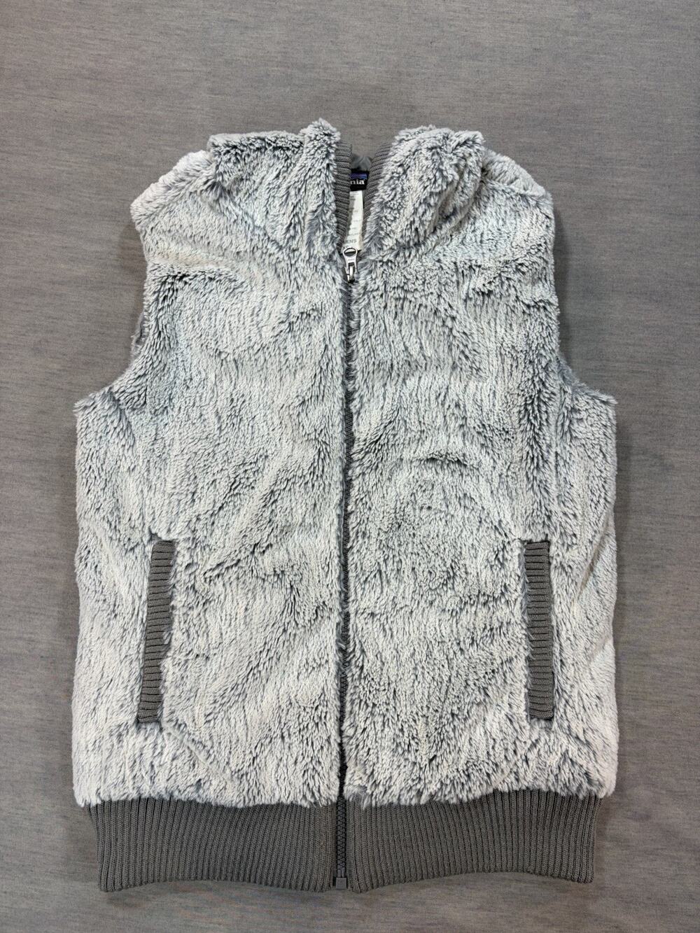 Patagonia Conejo Vest Women XSmall Gray‎ Hooded Full Zip Faux Fur Fleece Pockets